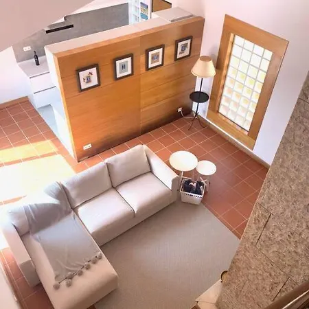Nyaraló House